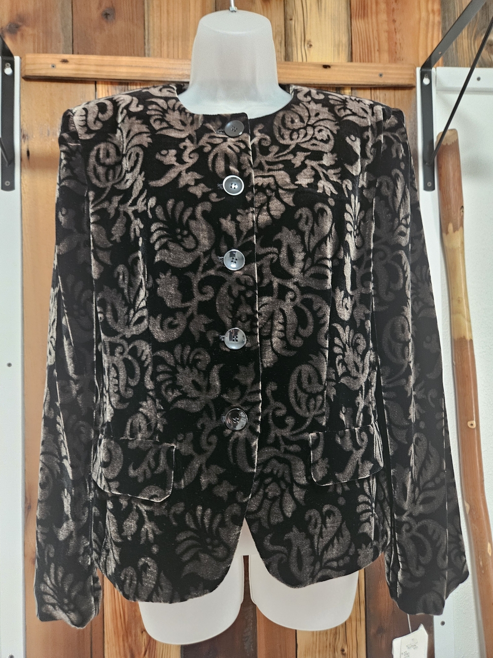 Jones New York Black Velvet Blazer with Gold Floral Burnout